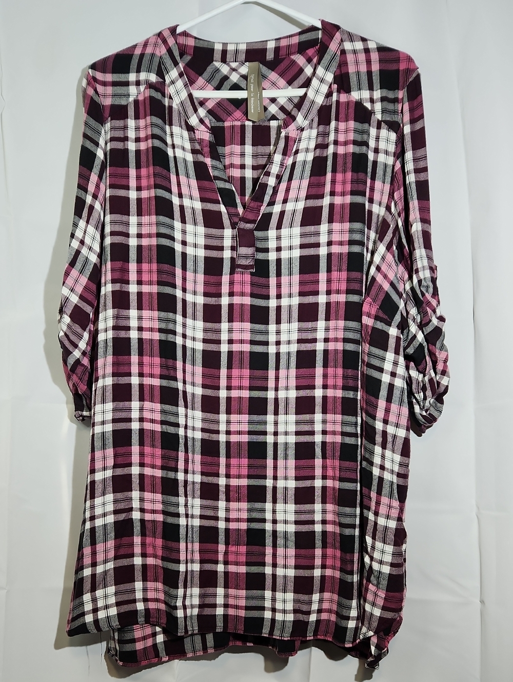 Women’s Pink Plaid V-Neck Roll-Sleeve Tunic Top - 4X